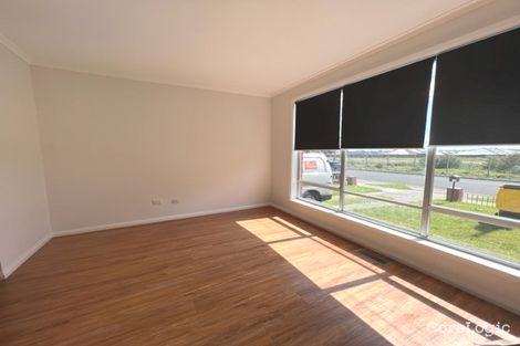 Property photo of 6 Kalimna Crescent Coolaroo VIC 3048