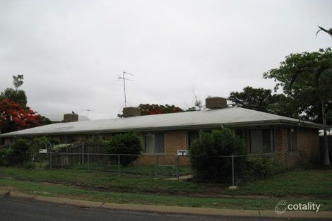 10-12 Martin Pl, Emerald, QLD 4720