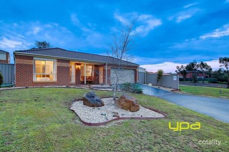 Property photo of 13 Waterside Close Hoppers Crossing VIC 3029