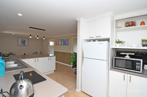 Property photo of 15 Chancellor Drive Urraween QLD 4655