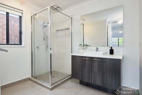 Property photo of 30 Meadowbrook Crescent Warragul VIC 3820