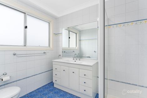 Property photo of 26 Archibald Crescent Rosemeadow NSW 2560