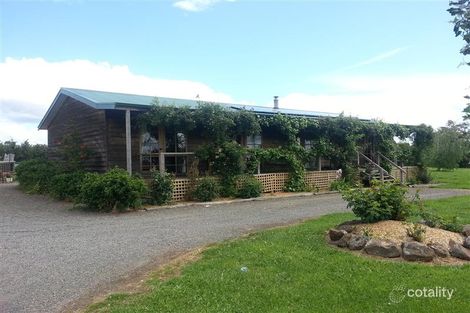 271 Lauriston Reservoir Rd, Kyneton, VIC 3444