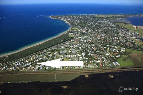 39 Roddick Gr, Queenscliff, VIC 3225