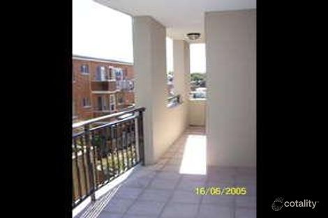 Property photo of 24/11 Sturdee Parade Dee Why NSW 2099