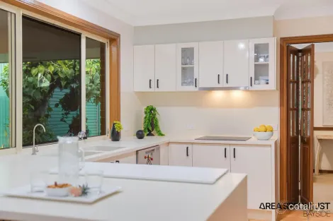 Property photo of 18 Wisteria Street Ormiston QLD 4160