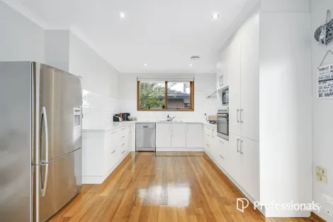 Property photo of 6 Caramar Drive Oakleigh South VIC 3167