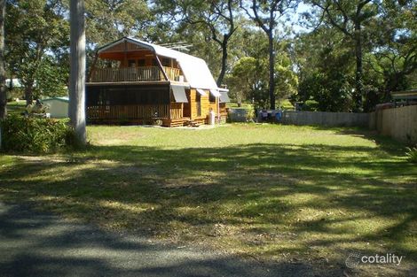 Property photo of 14-16 Blue Bay Crescent Macleay Island QLD 4184