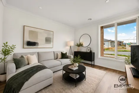 Property photo of 58 Grevillea Circuit Clyde VIC 3978