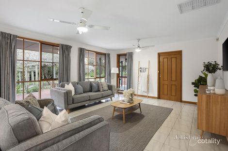 Property photo of 22 Springwood Close Donvale VIC 3111