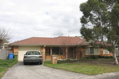 35 Warrawong Dr, Berwick, VIC 3806