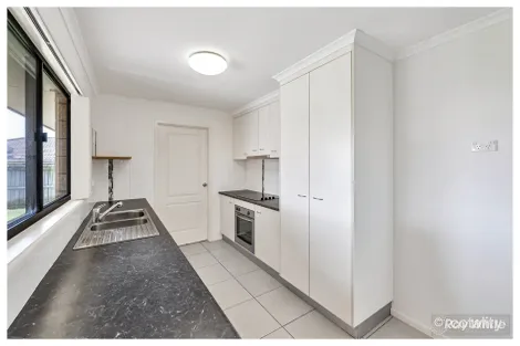 Property photo of 6 Chatterton Boulevard Gracemere QLD 4702