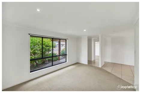 Property photo of 6 Chatterton Boulevard Gracemere QLD 4702