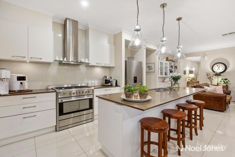 Property photo of 30 Baddeley Circuit Croydon VIC 3136