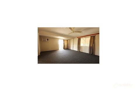 Property photo of 32 Beardmore Crescent Dysart QLD 4745