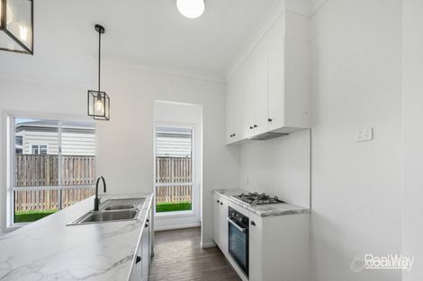 Property photo of 38 Fairweather Boulevard Highfields QLD 4352