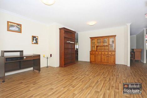 Property photo of 8 Rainbow Way Dawesville WA 6211