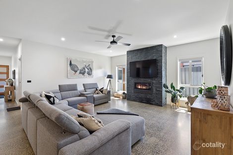 Property photo of 5 Stringybark Street Mansfield VIC 3722