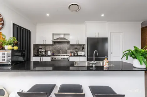 Property photo of 8 Chamberlain Rise Ormeau Hills QLD 4208