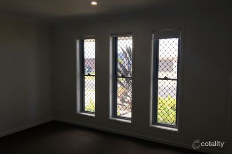 Property photo of 11 Coonowrin Crescent Mountain Creek QLD 4557
