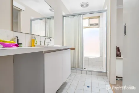 Property photo of 32 Seaview Boulevard Wandina WA 6530