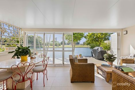 Property photo of 10/52 Hooker Boulevard Mermaid Waters QLD 4218