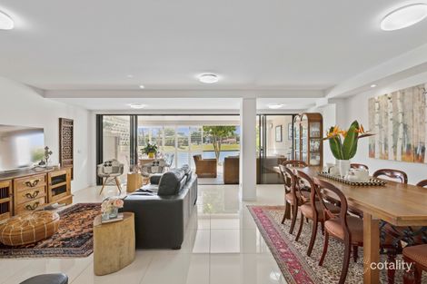 Property photo of 10/52 Hooker Boulevard Mermaid Waters QLD 4218