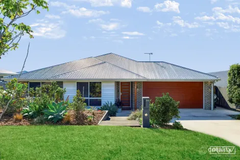 26 Sea Salt Dr, Lammermoor, QLD 4703