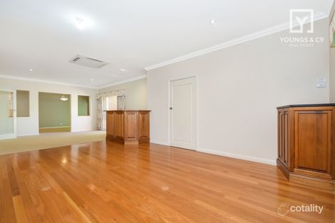 Property photo of 11 Talinga Crescent Shepparton VIC 3630