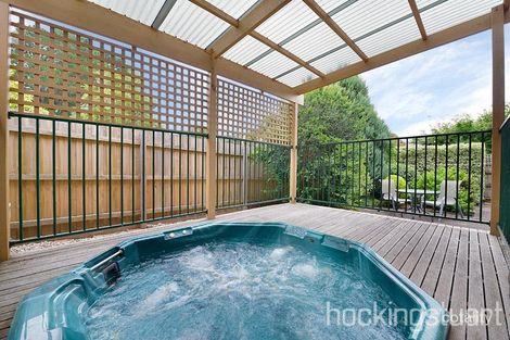 Property photo of 12 Royston Avenue Berwick VIC 3806