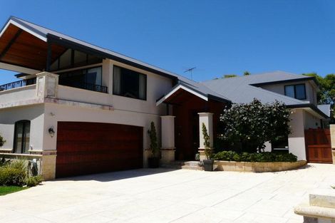 10 Robin Ave, Sorrento, WA 6020