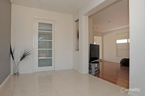 Property photo of 10 Dora Street Jerrabomberra NSW 2619