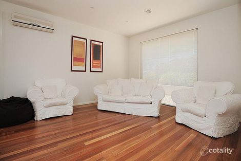 Property photo of 10 Dora Street Jerrabomberra NSW 2619