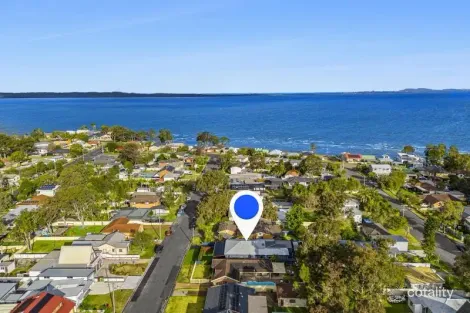 Property photo of 16 Wall Road Gorokan NSW 2263