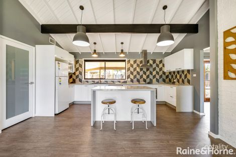 Property photo of 3 Redwood Close Bomaderry NSW 2541