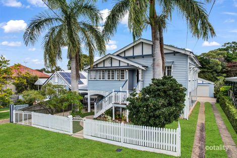 Property photo of 17 Beaumetz Street Sandgate QLD 4017