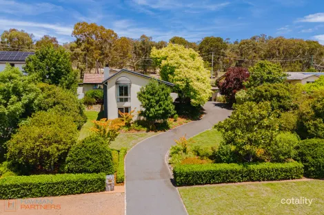 Property photo of 95 Hawkesbury Crescent Farrer ACT 2607