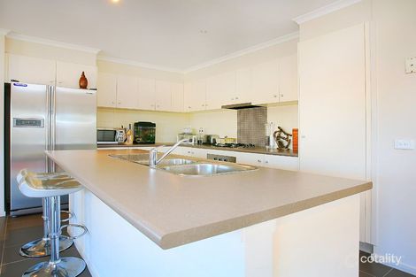 Property photo of 23 Garnet Close Skye VIC 3977