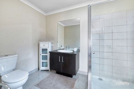 Property photo of 6 Flemington Way Clyde North VIC 3978