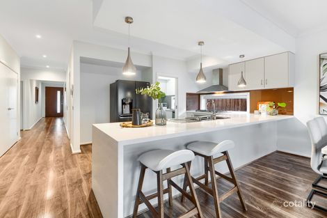 Property photo of 152 Alisma Boulevard Cranbourne North VIC 3977