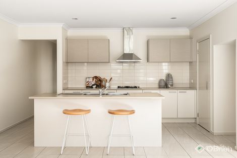 Property photo of 15 Warrego Circuit Sandhurst VIC 3977