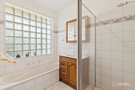 Property photo of 10 Highland Crescent Mooroolbark VIC 3138