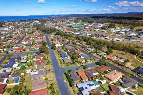 Property photo of 2 Osprey Avenue Old Bar NSW 2430