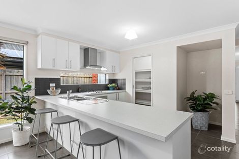 Property photo of 9 Cortona Place Waurn Ponds VIC 3216