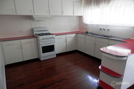 Property photo of 12 Rosehill Road Niddrie VIC 3042