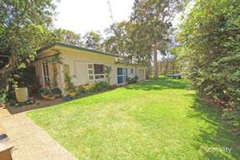 Property photo of 33 Natuna Avenue Budgewoi NSW 2262