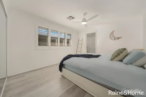 Property photo of 2 Misima Place Glenfield NSW 2167