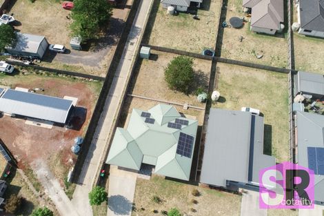 Property photo of 11 Claret Ash Drive Guyra NSW 2365