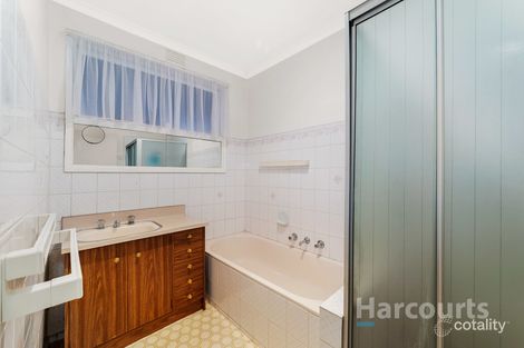 Property photo of 9 Cloverlea Drive Wantirna VIC 3152