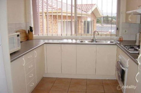 Property photo of 16 Hallam Close Kanahooka NSW 2530